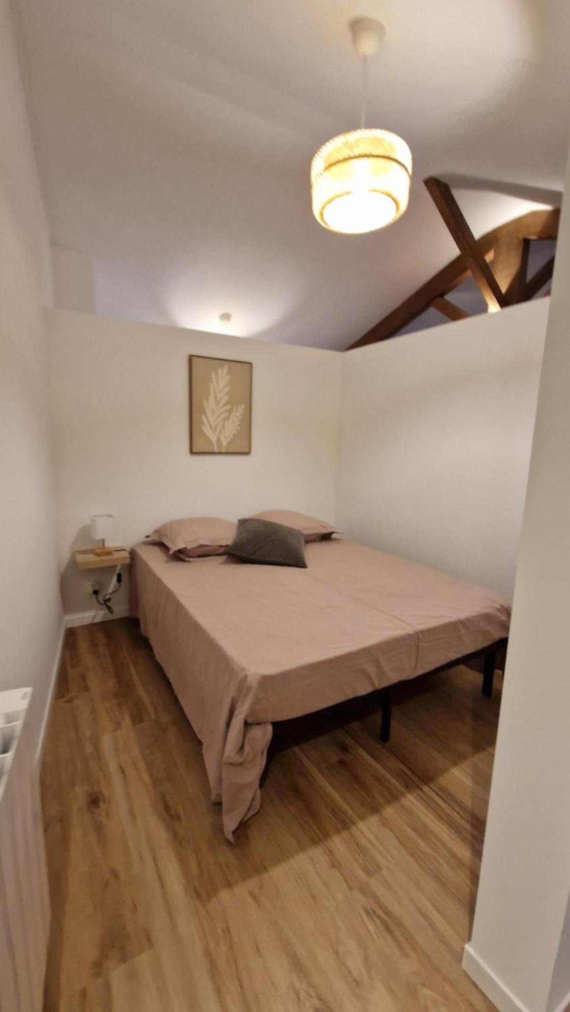 Apartamento Le Bourg Lagnieu Exterior foto
